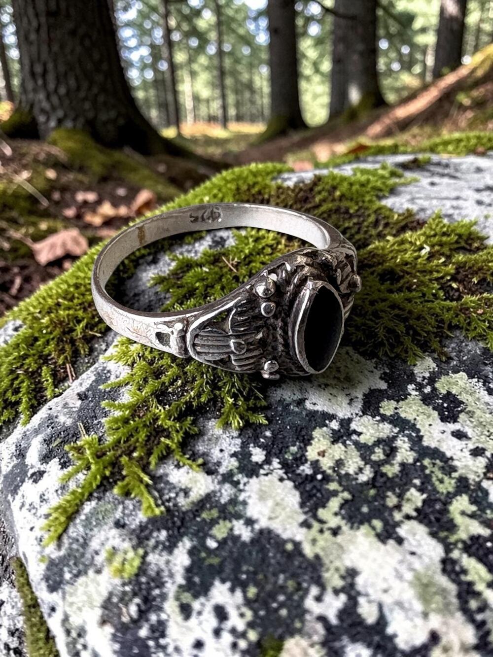 Vintage sterling silver black enamel marquise statement ring with textured flora